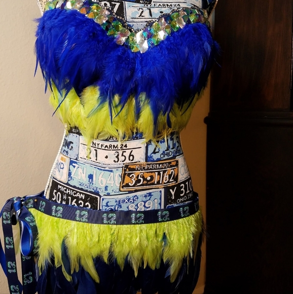Xhilaration Other - Seahawks rave outfit
